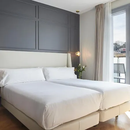 Hotell Arrizul Catedral 3 Sup 3*